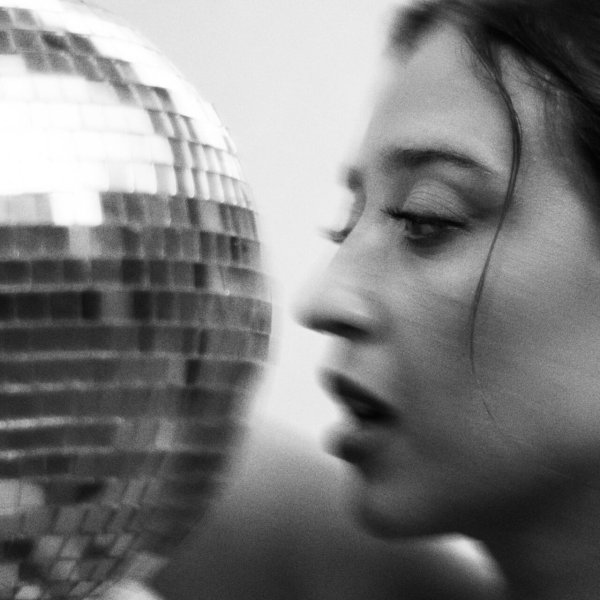 Lucia Fernandez La Reina del Baile
